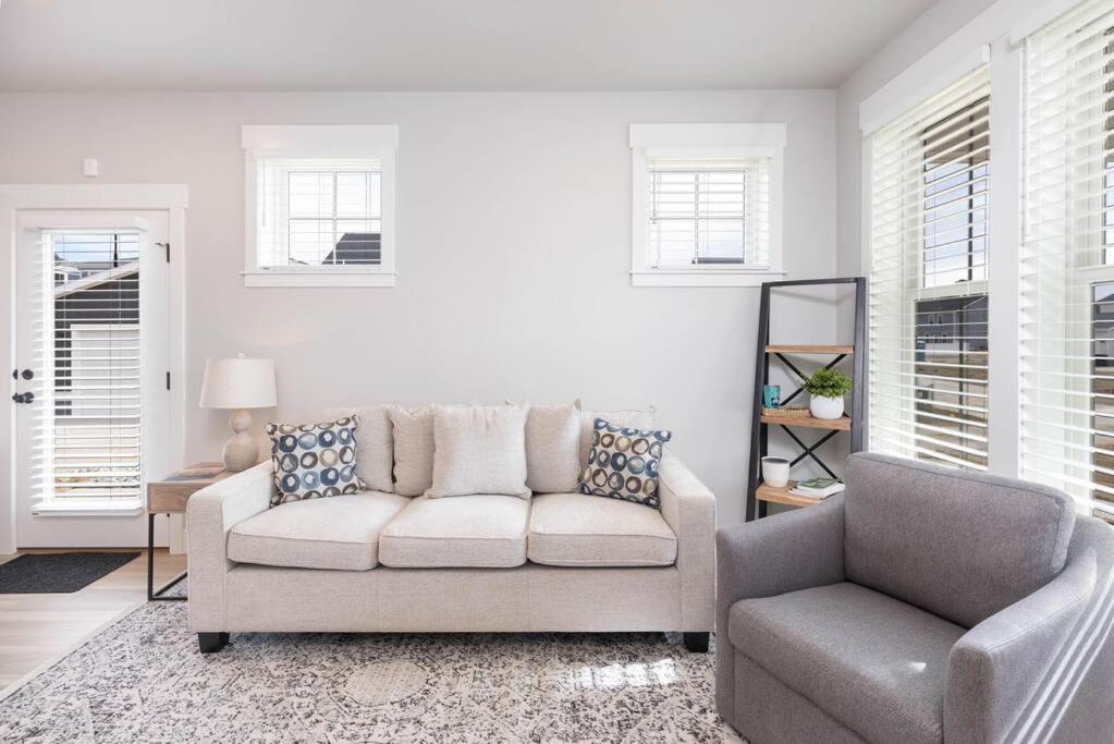 Charming 3-Bedroom In Vibrant New Neighborhood 比灵斯 外观 照片