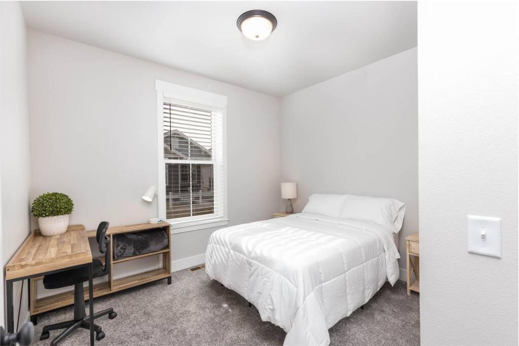 Charming 3-Bedroom In Vibrant New Neighborhood 比灵斯 外观 照片